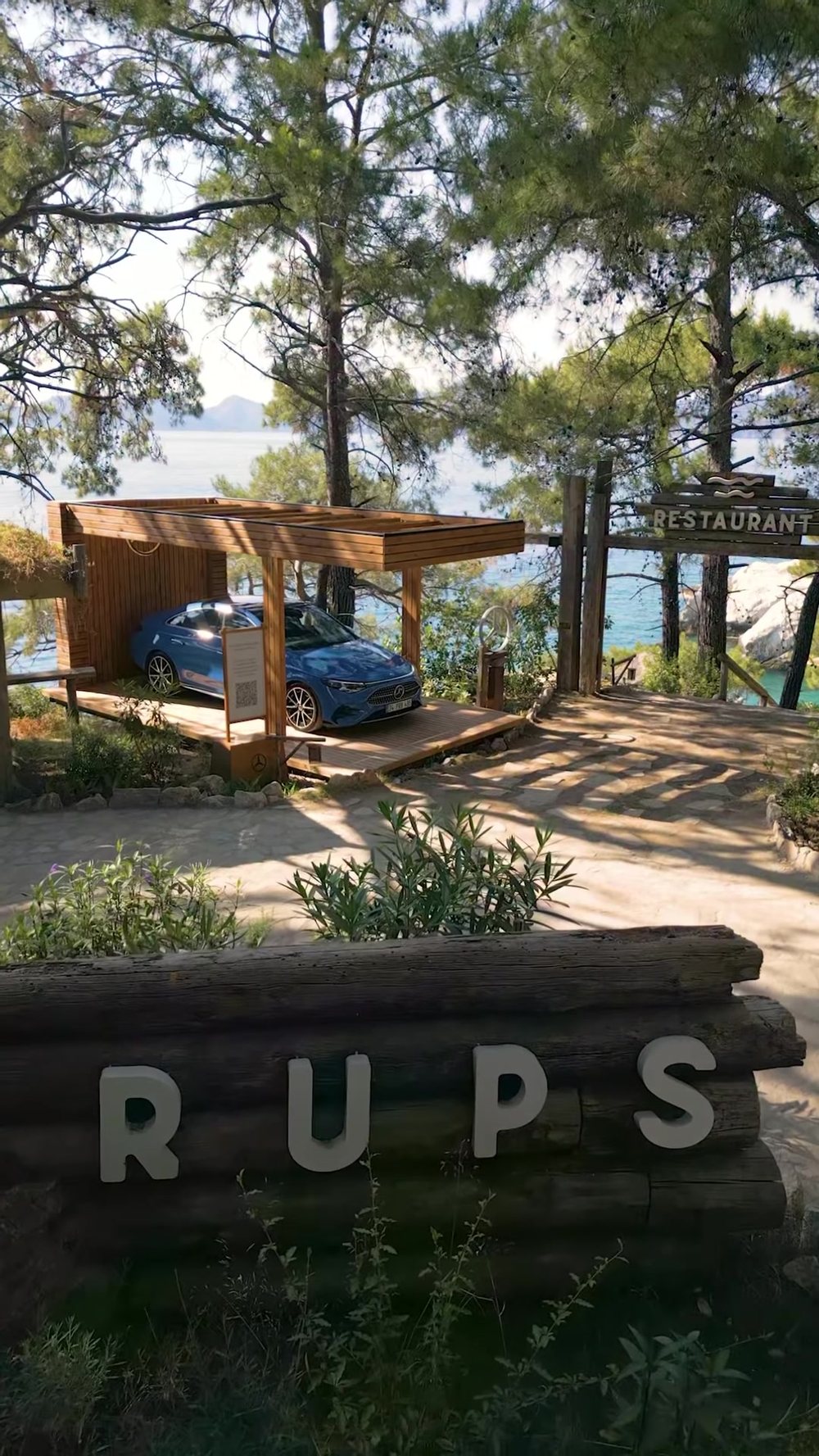 Deniz kıyısındaki Rups’a varış